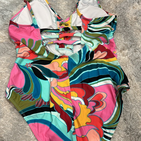 BCBGMaxAzria Colorful Floral One-Piece Swimsuit - Picture 4 of 5